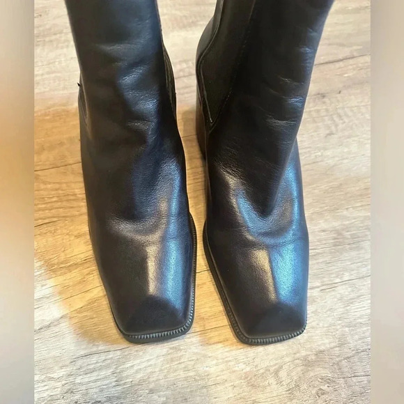 SUPER NICE! Enzo Angiolini‎ Black Pull On Boots Size 8 - Picture 8 of 9